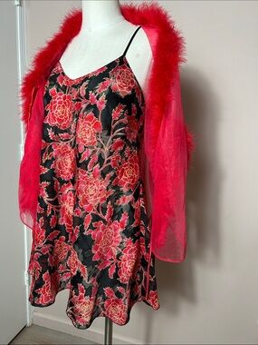 VTG Victoria’s Secret semi-sheer gold label slip with VTG Cinema Fluffy Robe